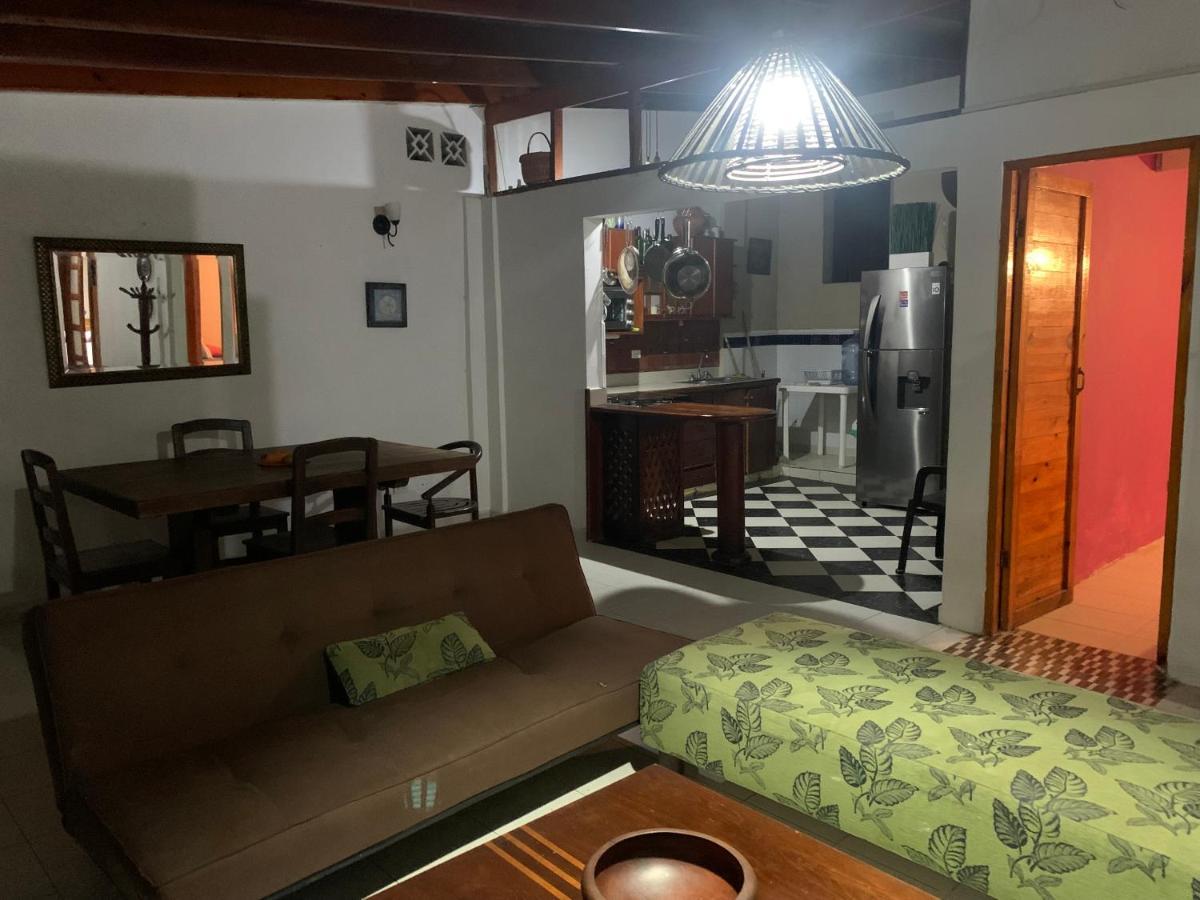 Hostal Casaluna San Andres Ngoại thất bức ảnh